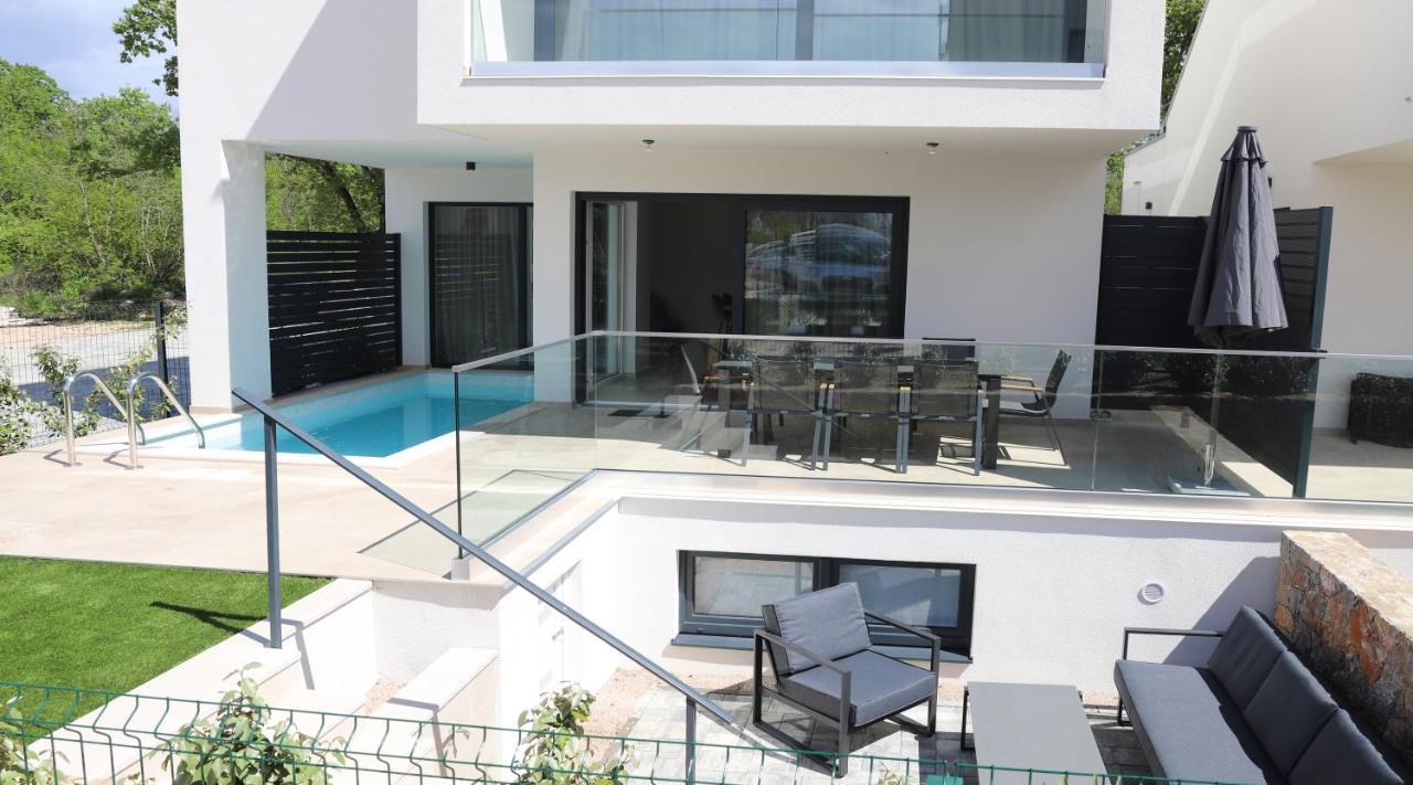Brand New Apartment With Private Pool Njivice Dış mekan fotoğraf